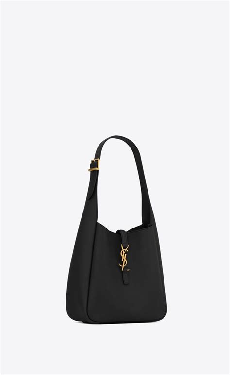 ysl le 5 à 7 soft small in smooth leather